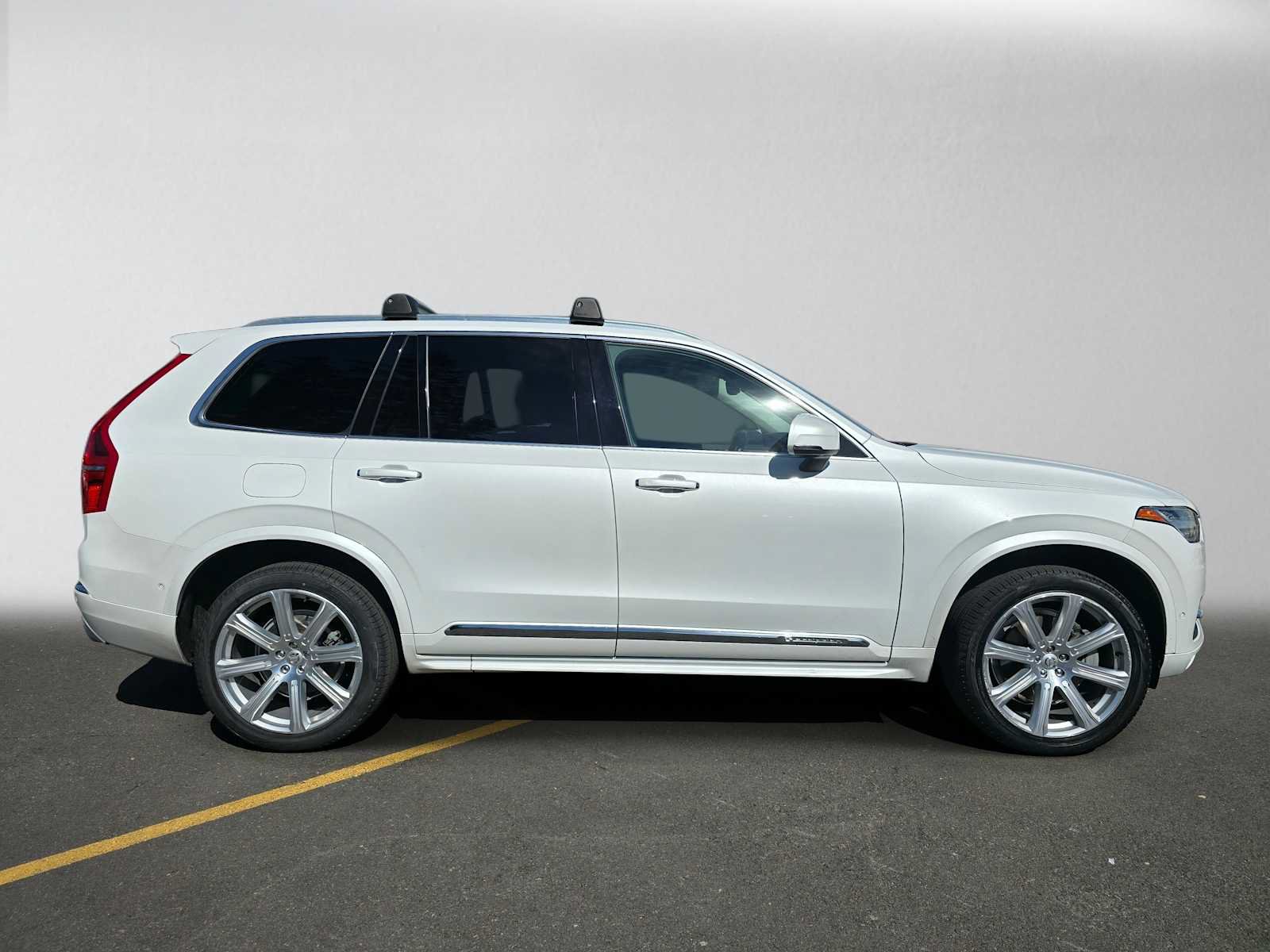 Used 2019 Volvo XC90 T6 Inscription w/ Luxury Package AWD/4WD image 2