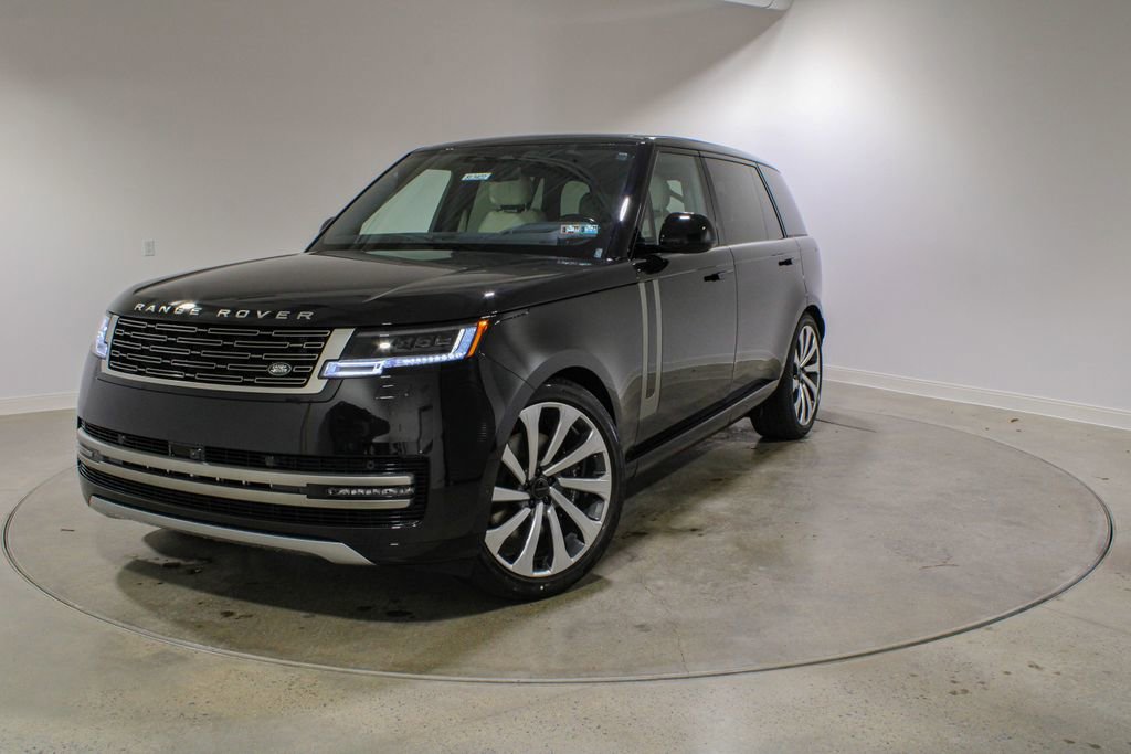 New 2026 Land Rover Range Rover Long Wheelbase SE AWD/4WD image 1