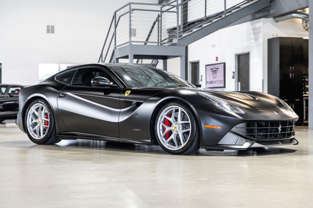 Used 2014 Ferrari F12 Berlinetta RWD image 8
