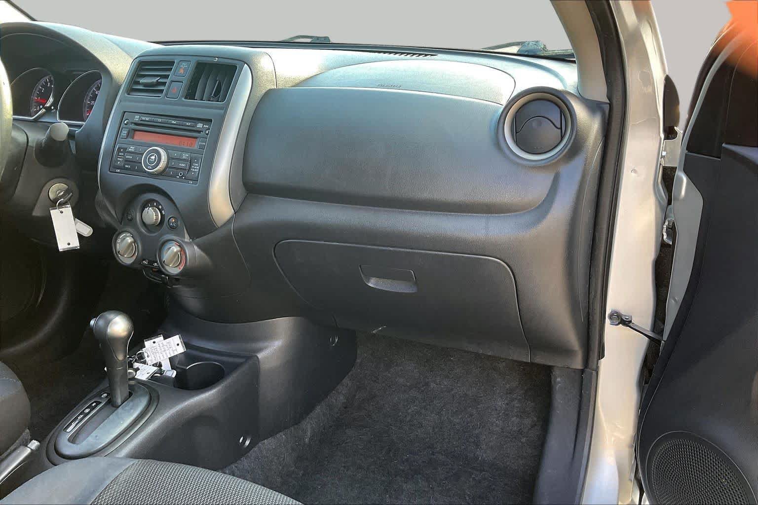 Used 2012 Nissan Versa FWD image 14