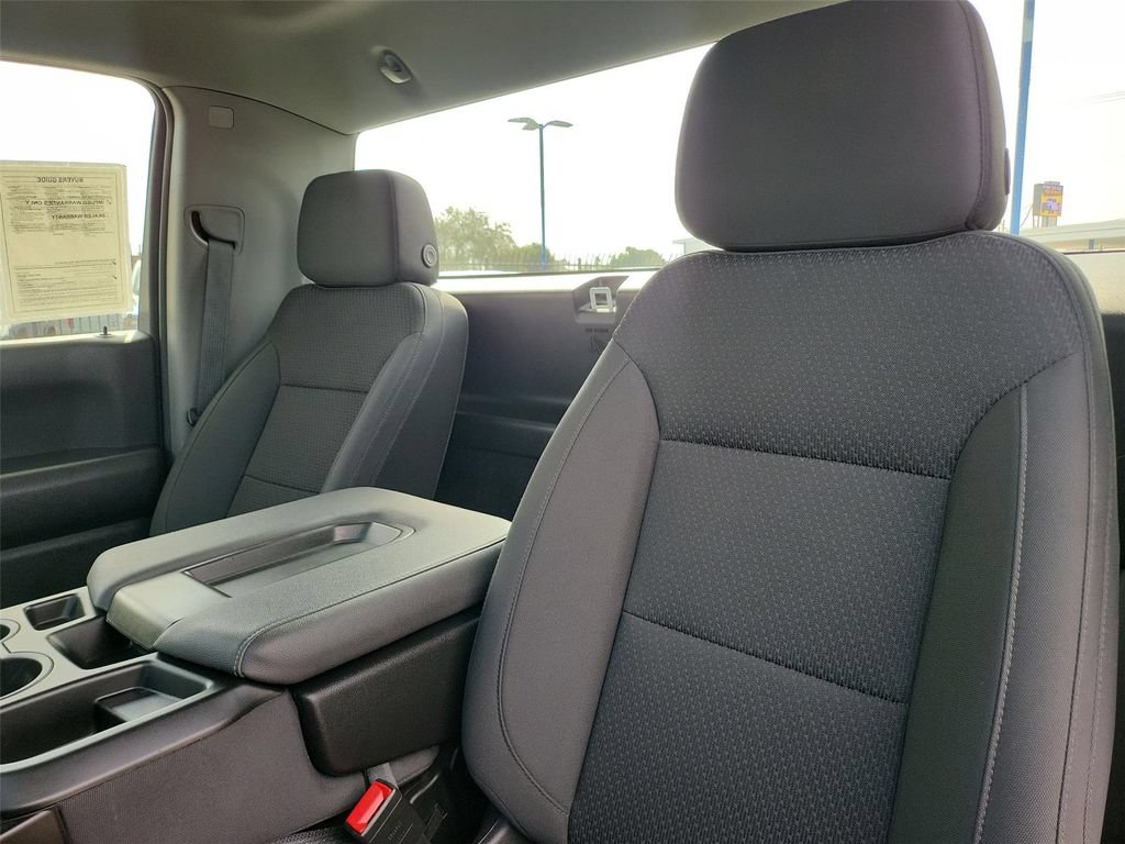 Used 2025 Chevrolet Silverado 1500 W/T RWD image 15