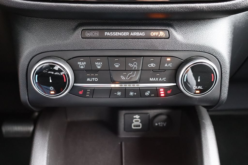 Used 2025 Ford Escape ST-Line Select AWD/4WD image 9