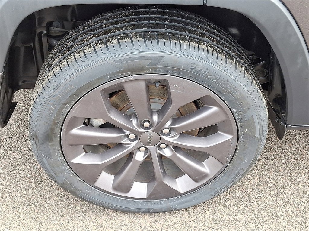 Used 2021 Jeep Cherokee Latitude Lux 80th Anniv w/ Quick Order Package 26U 80TH image 8