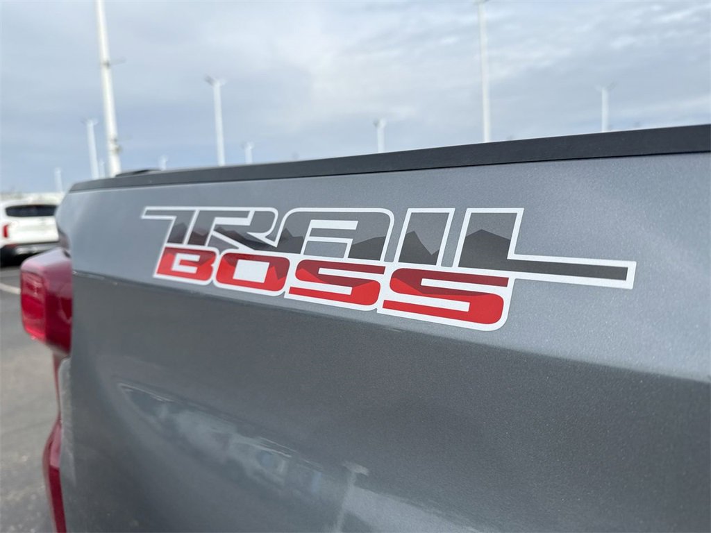 Used 2020 Chevrolet Silverado 1500 Custom Trail Boss w/ Custom Convenience Package image 6