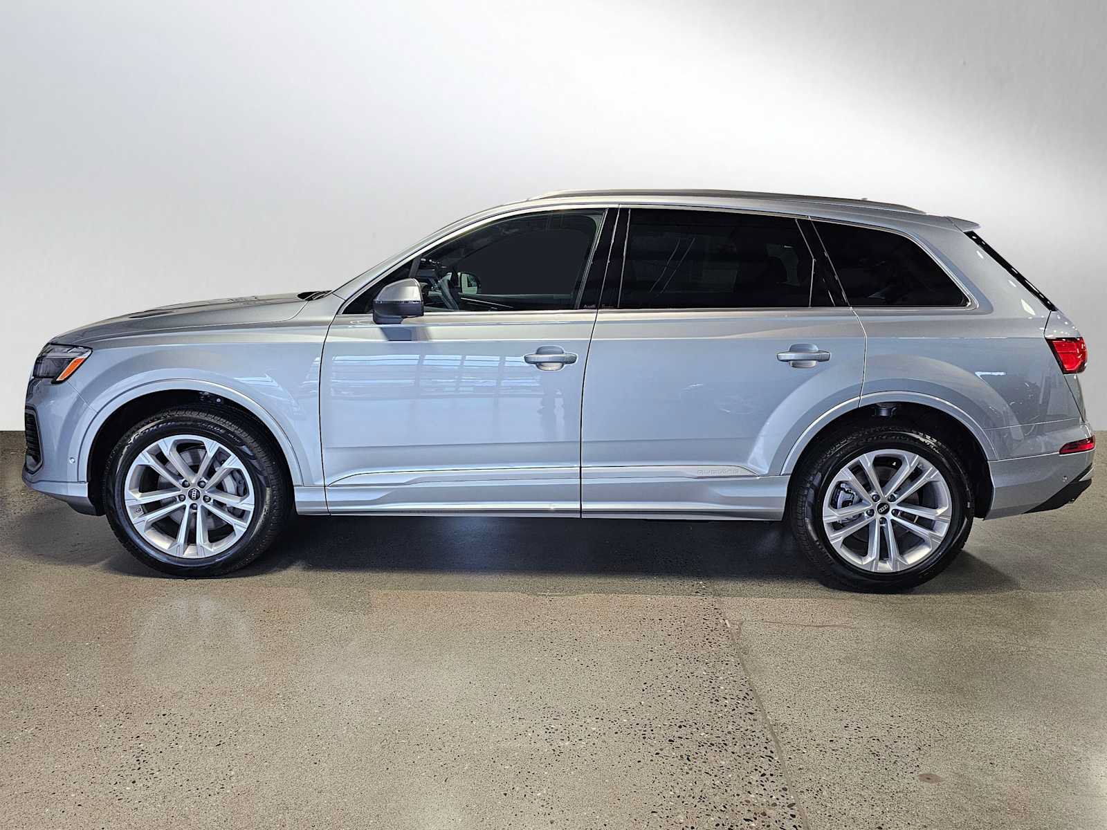 New 2026 Audi Q7 2.0T Premium Plus AWD/4WD image 4