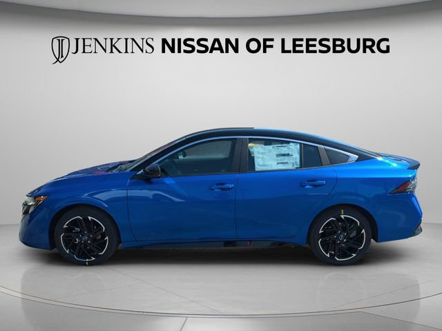 New 2026 Nissan Sentra SR w/ Floor Mat Package FWD image 11