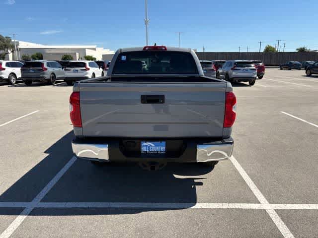 Used 2020 Toyota Tundra SR5 w/ SR5 Leather Package RWD image 4
