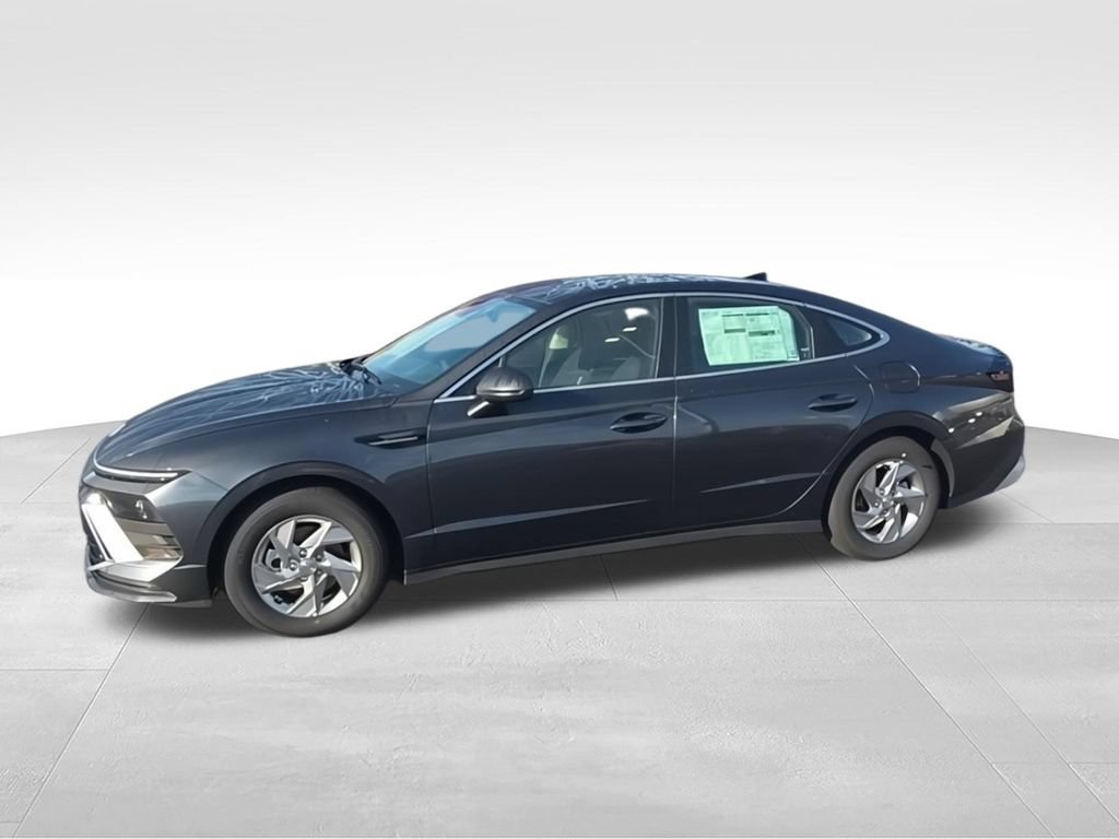 New 2026 Hyundai Sonata SE FWD image 5