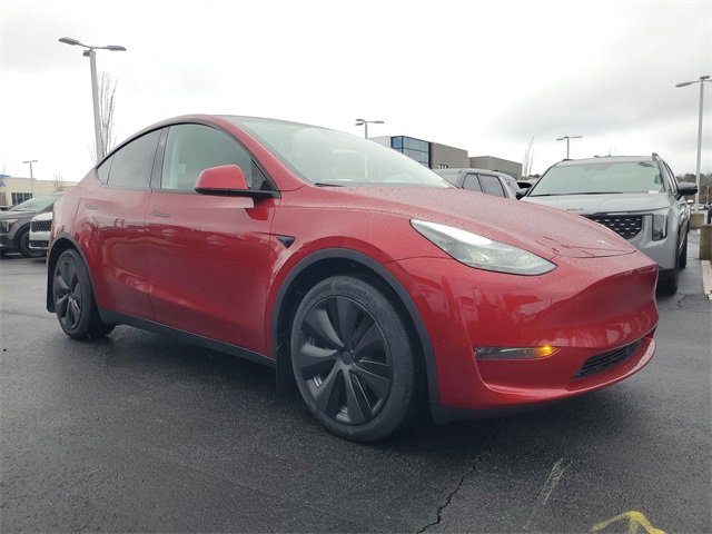 Used 2024 Tesla Model Y Long Range image 3