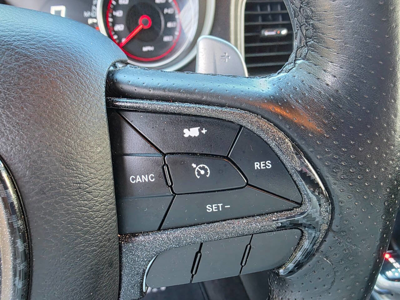 Used 2018 Dodge Charger R/T Scat Pack RWD image 23