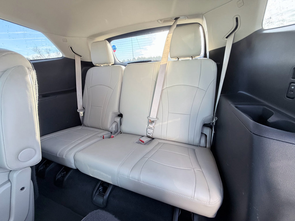 Used 2018 Buick Enclave Premium image 29