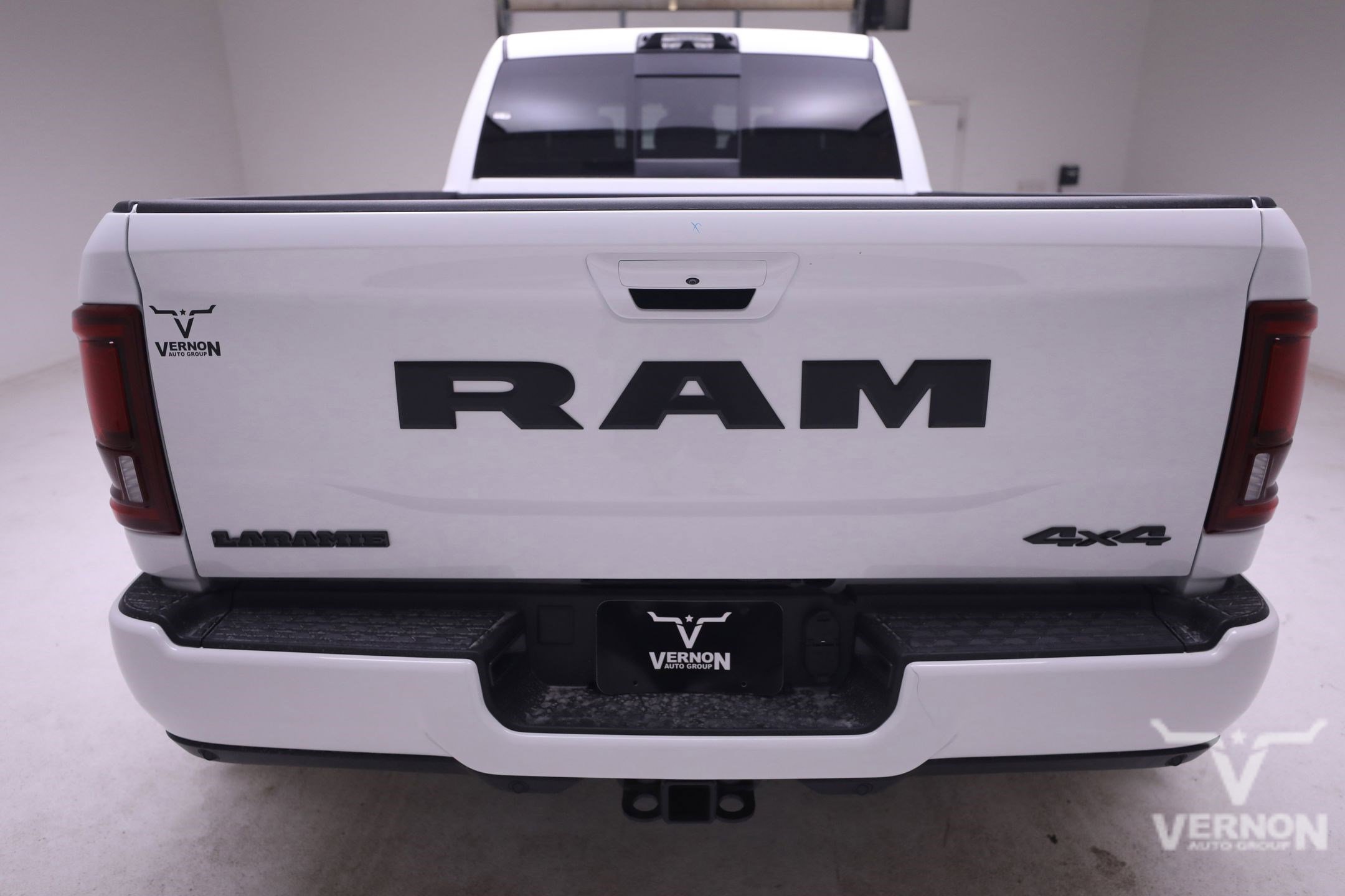 New 2025 RAM 3500 Laramie image 9