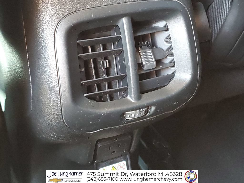 Used 2015 Jeep Cherokee Limited FWD image 22