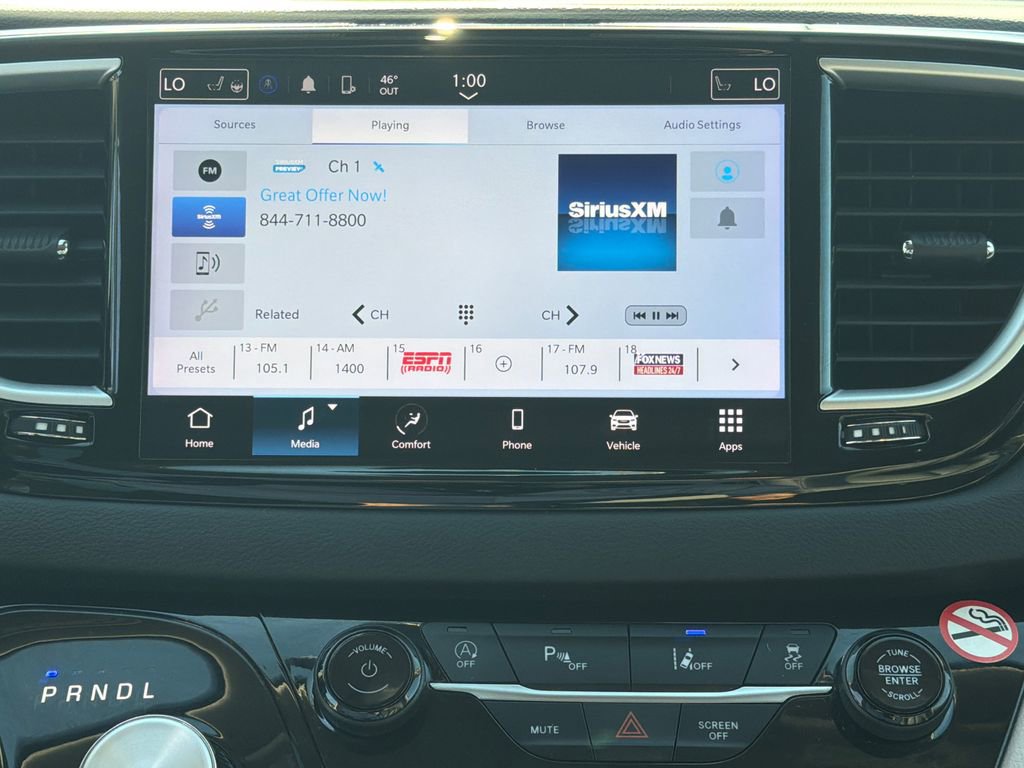 Used 2024 Chrysler Pacifica Touring-L FWD image 27