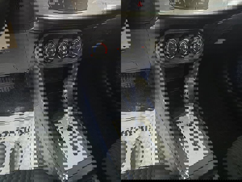 Used 2014 Mitsubishi Lancer ES image 19