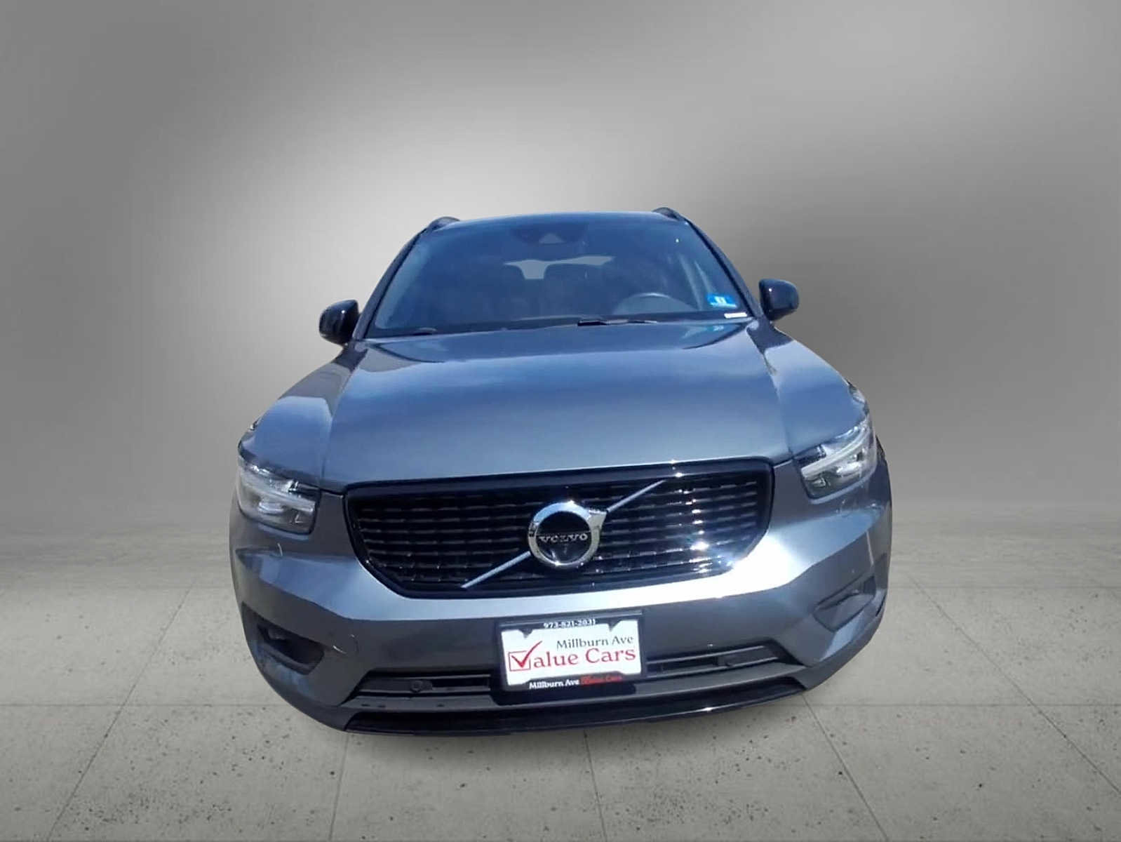 Used 2019 Volvo XC40 T5 R-Design AWD/4WD image 3