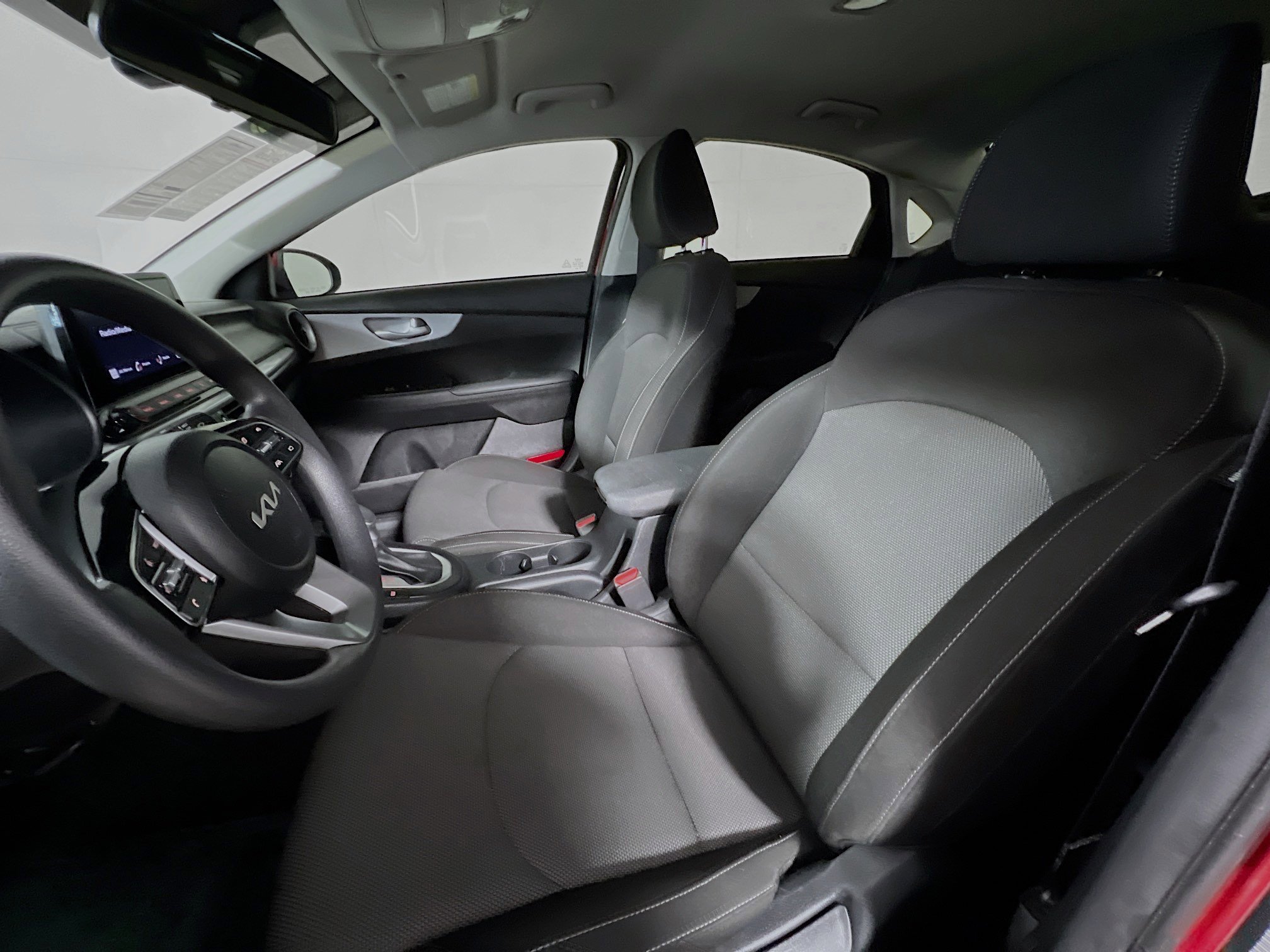 Used 2024 Kia Forte LXS image 15