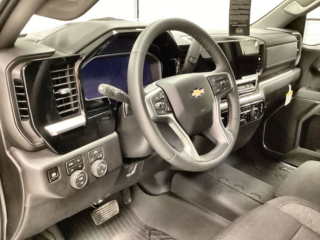 New 2026 Chevrolet Silverado 1500 LT w/ Z71 Off-Road Package image 10