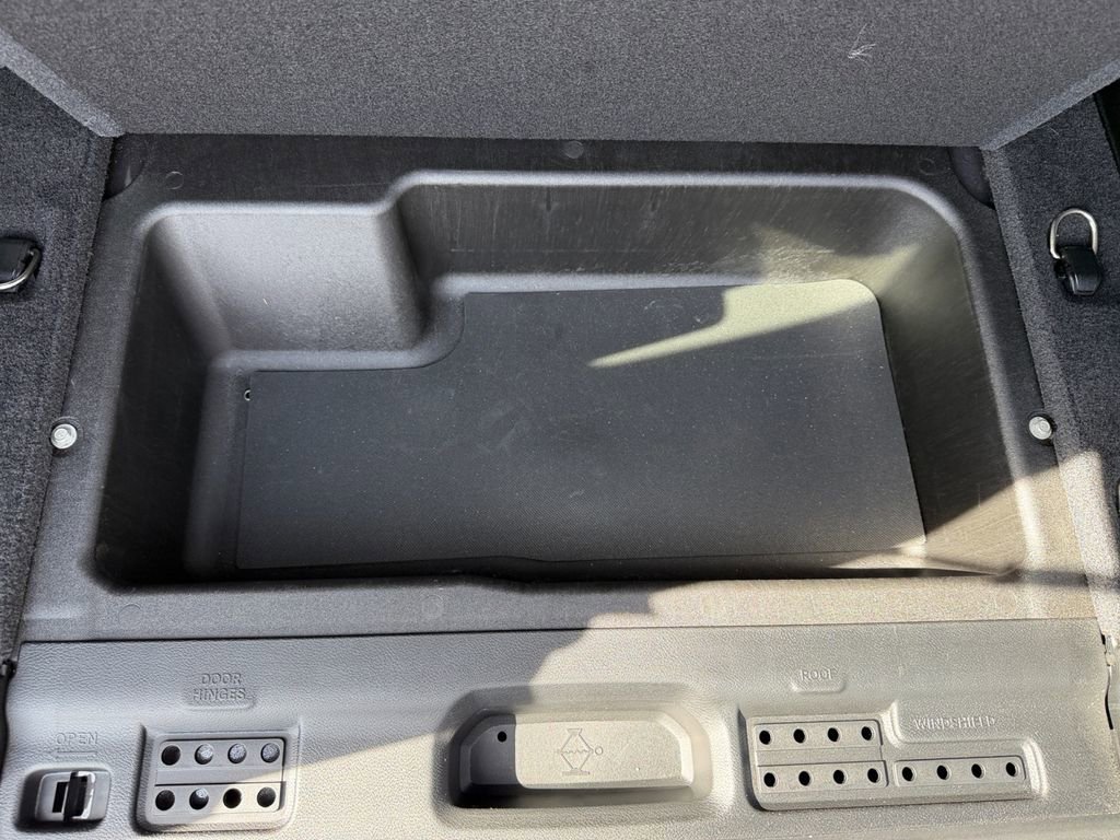 Used 2021 Jeep Wrangler Unlimited Sahara image 31