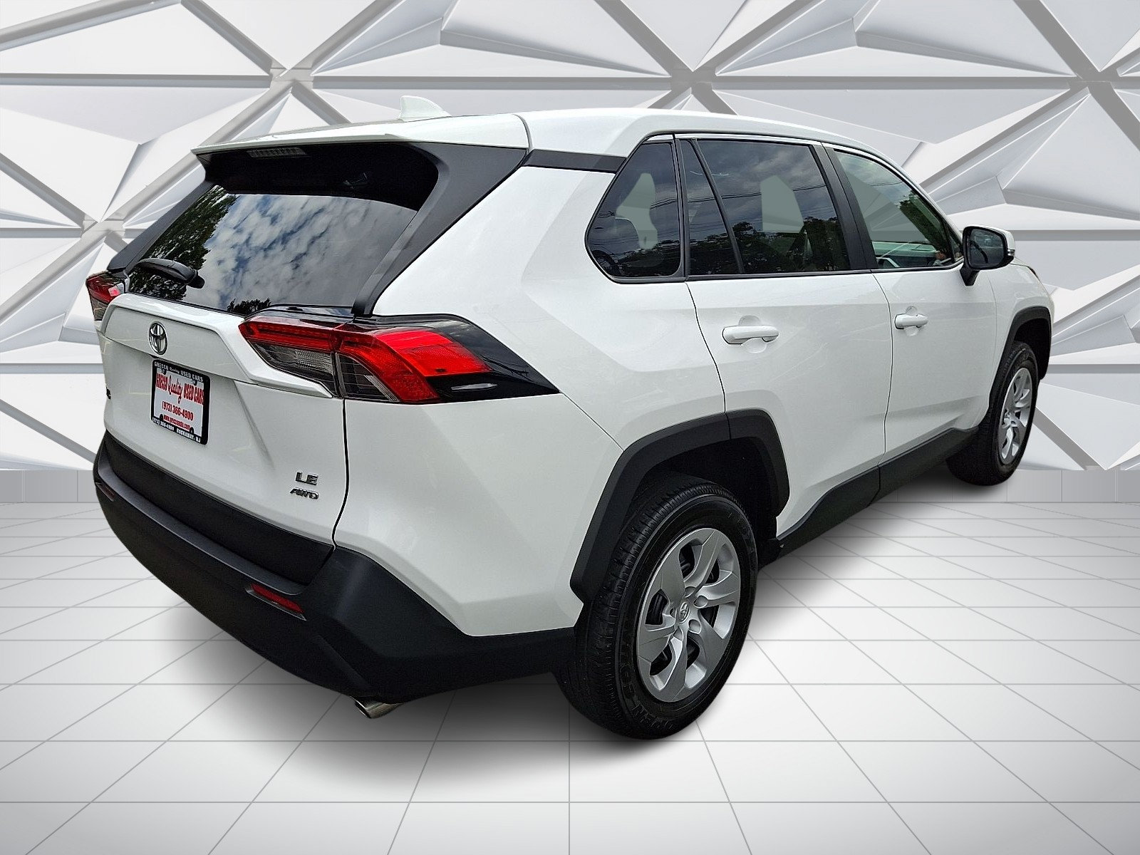 Used 2023 Toyota RAV4 LE AWD/4WD image 11