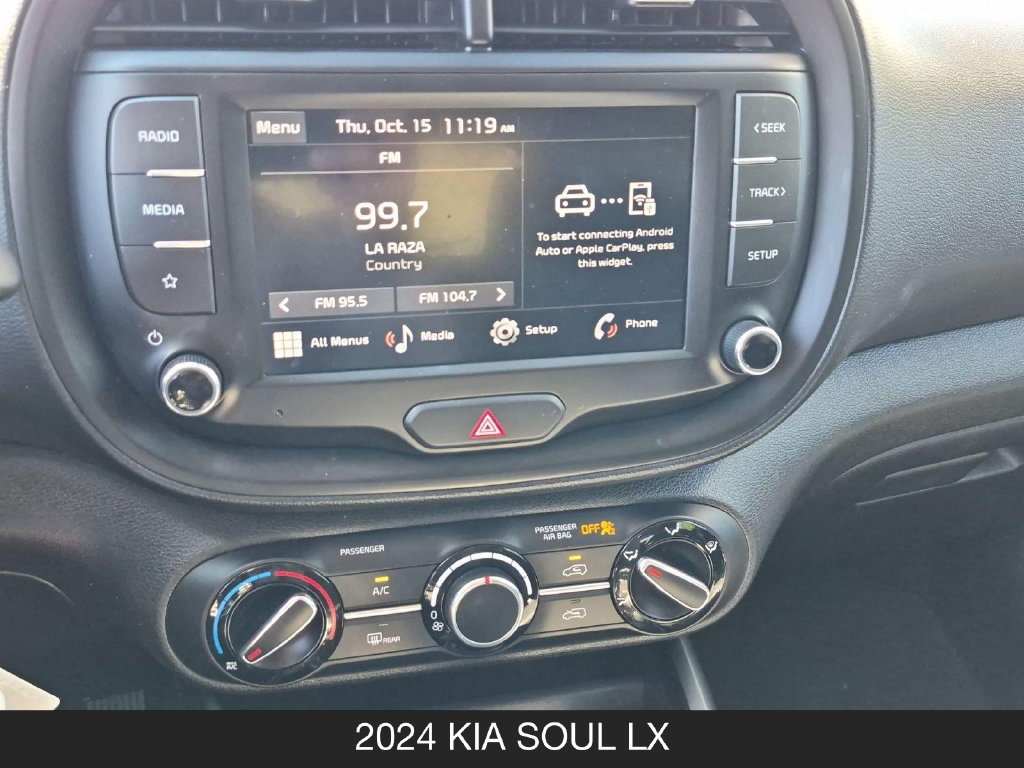 Used 2024 Kia Soul LX w/ LX Technology Package FWD image 23