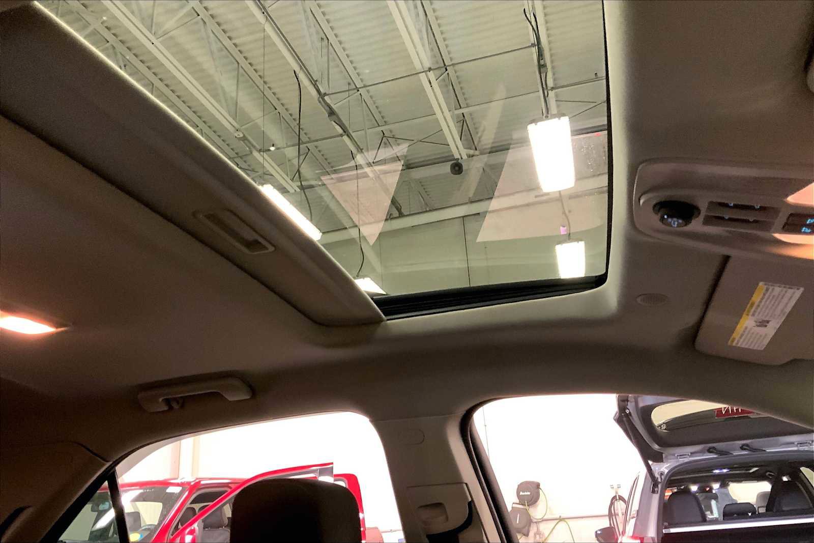 Used 2016 Chevrolet Equinox LT image 13