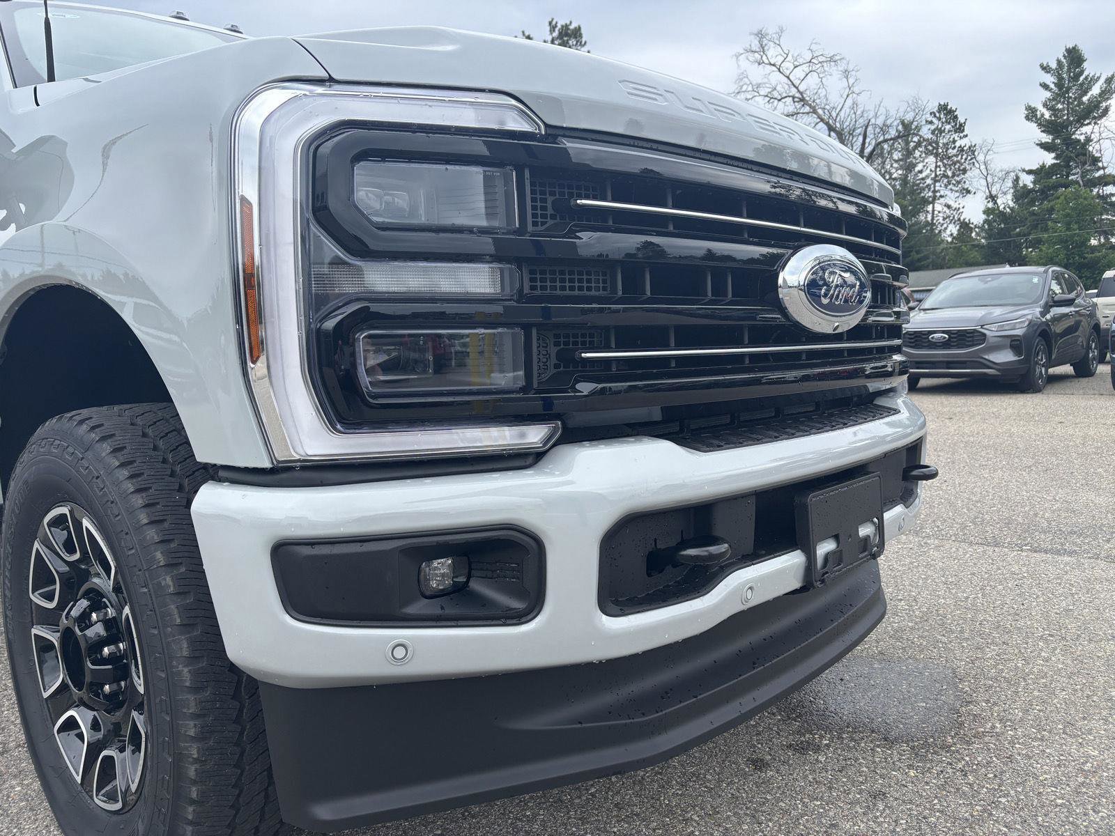 New 2025 Ford F350 Platinum image 9
