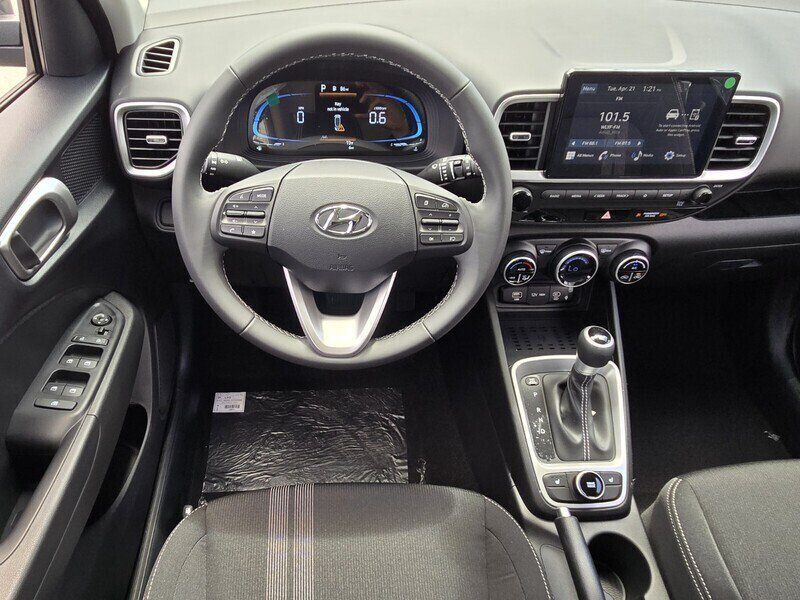 New 2026 Hyundai Venue SEL FWD image 7