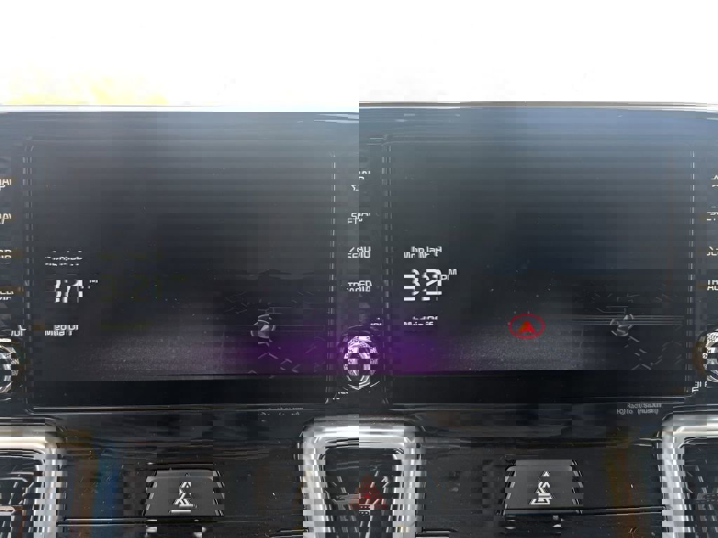 Used 2023 Kia Sorento SX image 21