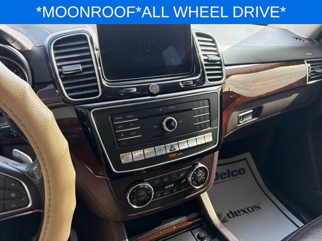 Used 2017 Mercedes-Benz GLS 450 4MATIC image 32