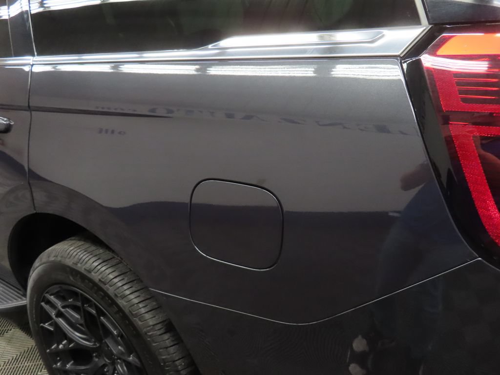 Used 2025 Ford Expedition Active AWD/4WD image 64