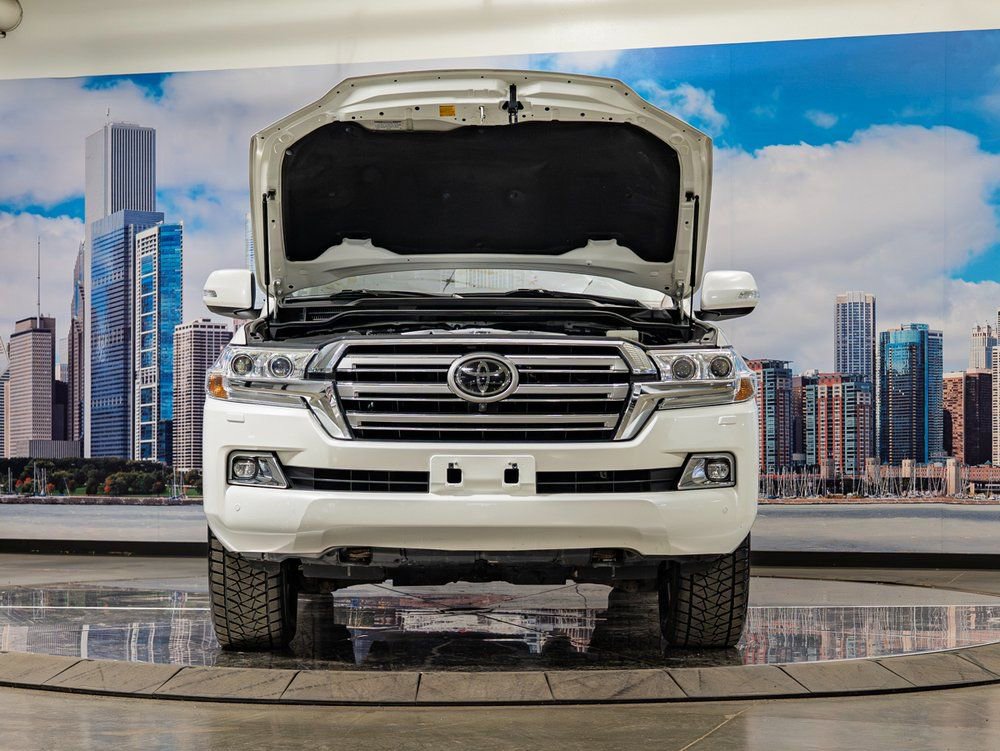 Used 2019 Toyota Land Cruiser AWD/4WD image 4