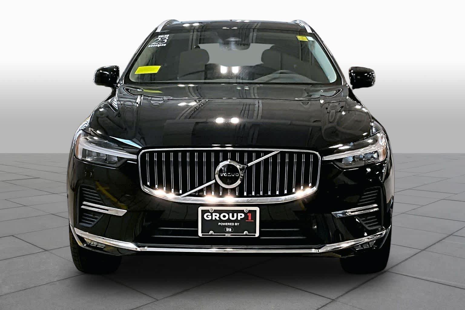 Certified 2023 Volvo XC60 B5 Plus w/ Climate Package AWD/4WD image 4