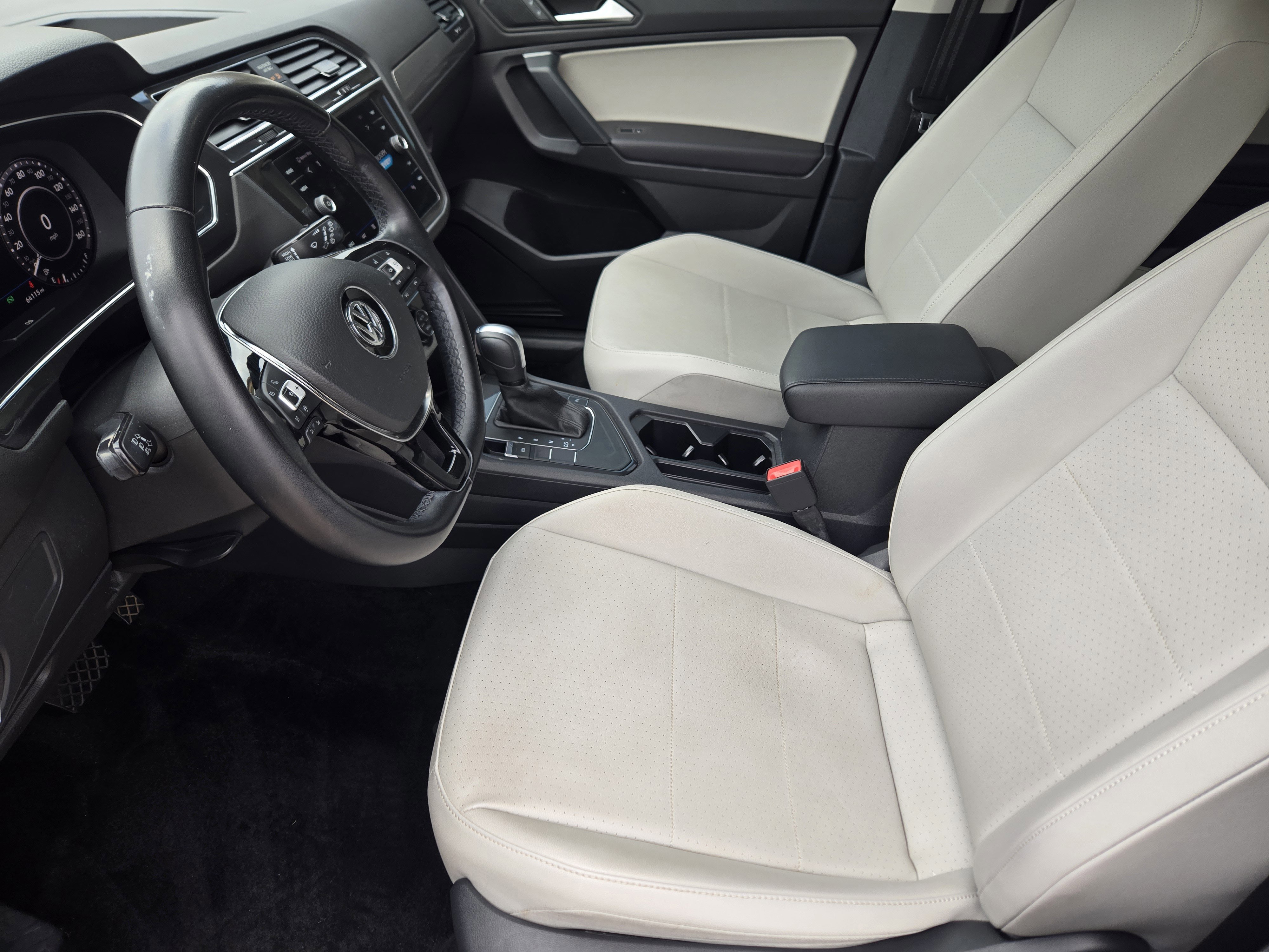 Used 2019 Volkswagen Tiguan SEL FWD image 23