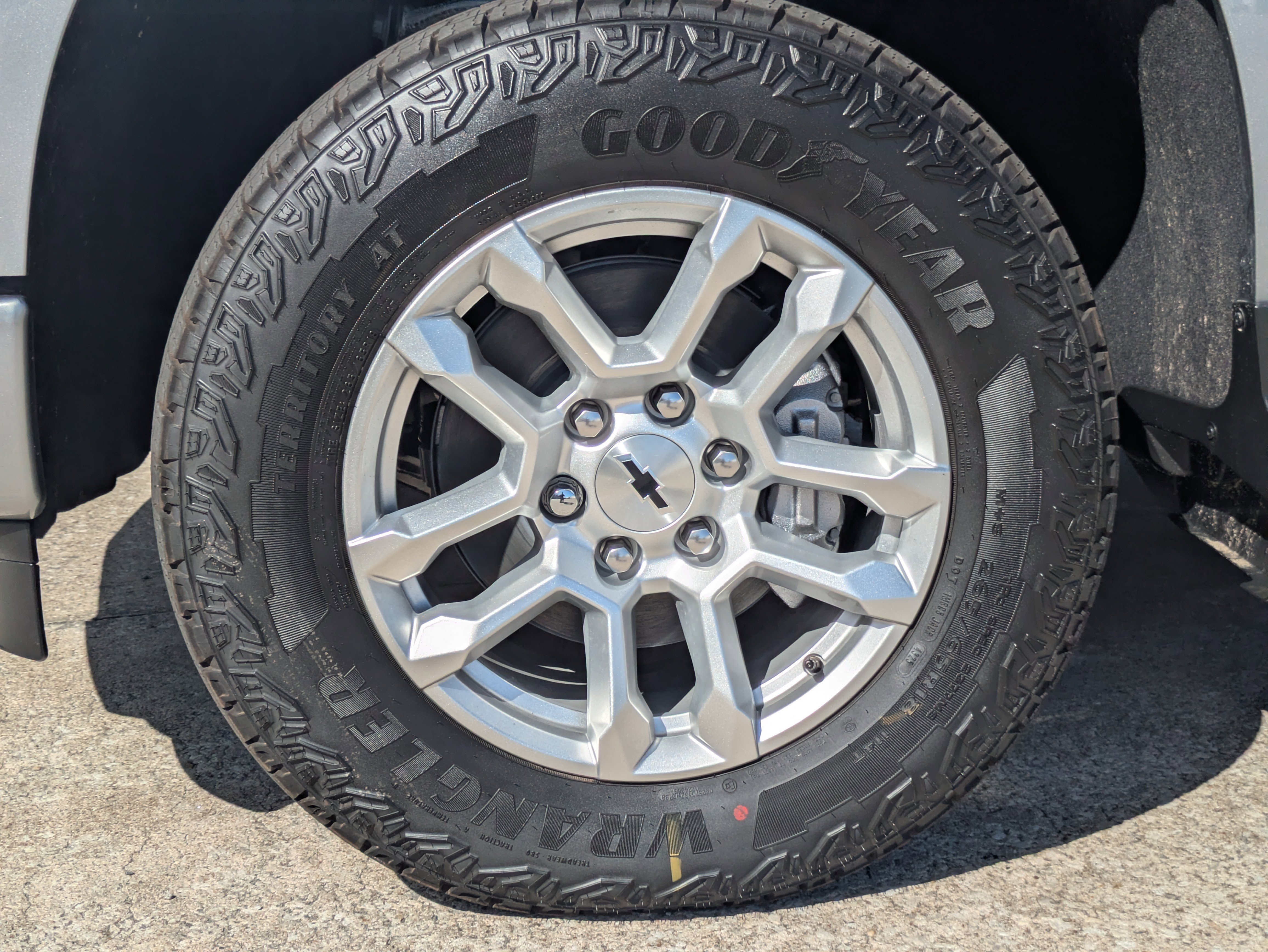 New 2026 Chevrolet Silverado 1500 RST w/ Safety Package AWD/4WD image 30