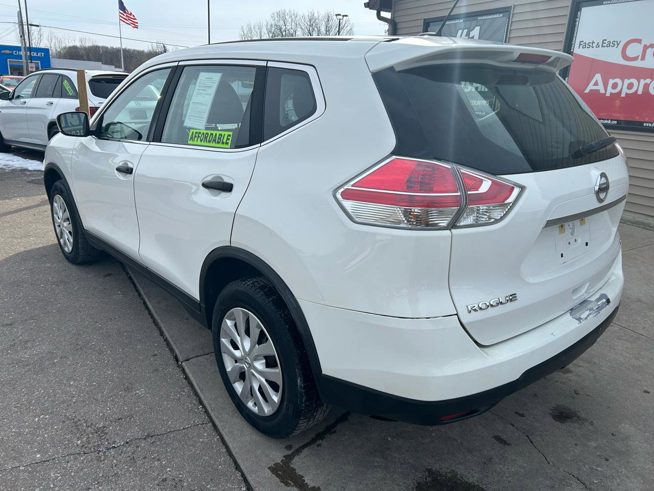 Used 2016 Nissan Rogue S image 7