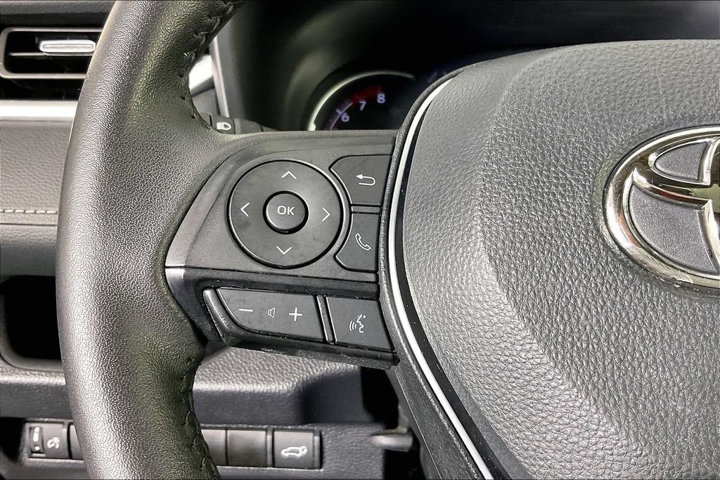 Used 2024 Toyota RAV4 XLE Premium FWD image 23