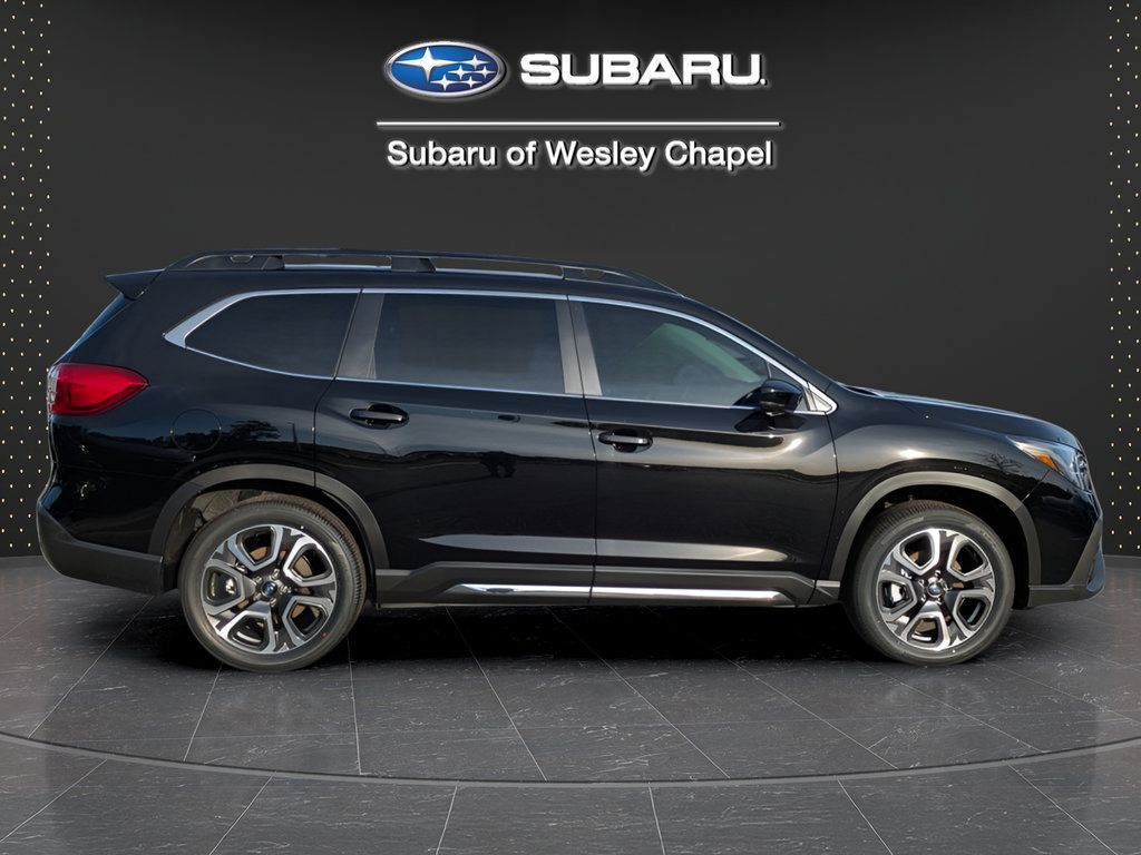 Used 2025 Subaru Ascent Limited AWD/4WD image 4