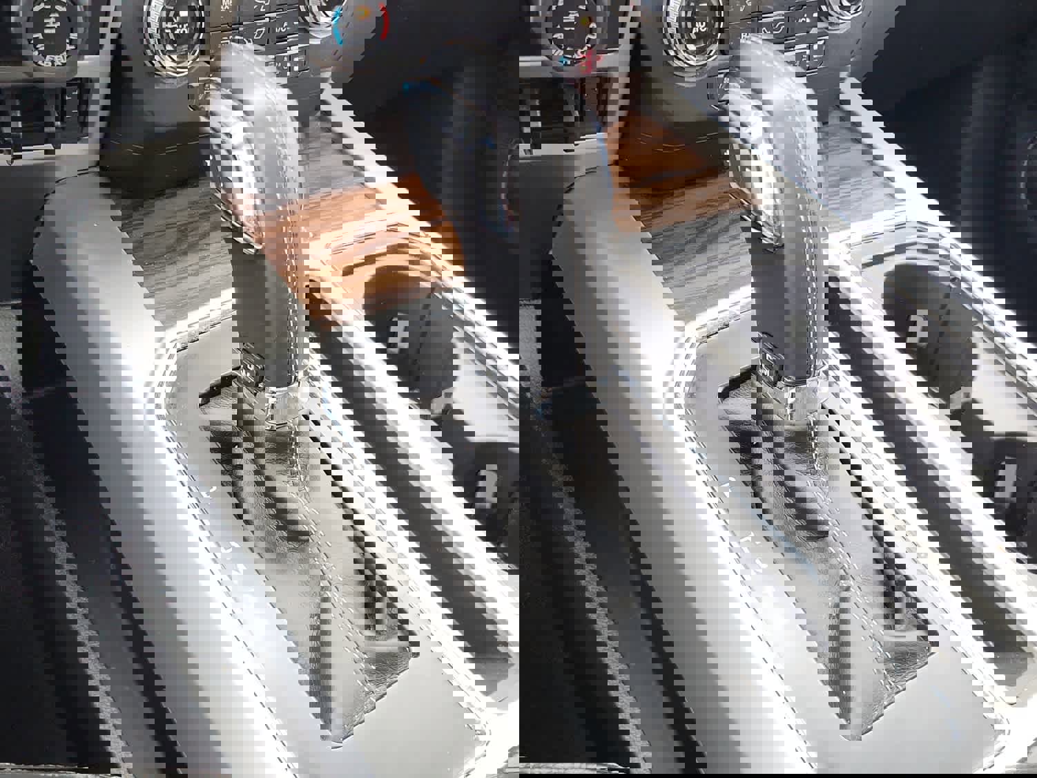 Used 2018 Ford F150 Lariat w/ Equipment Group 502A Luxury image 16