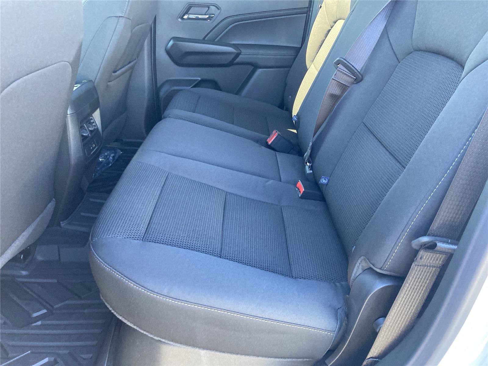 New 2026 GMC Canyon Elevation w/ Convenience Package RWD image 29