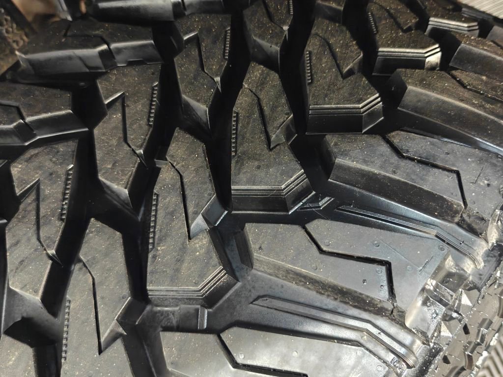 Used 2016 Ford F150 Platinum w/ Equipment Group 701A Luxury image 76