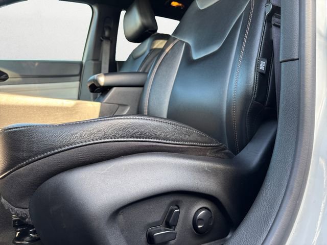 Used 2024 Jeep Compass Limited image 19