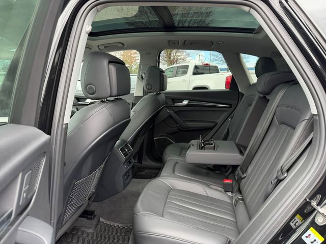 Used 2019 Audi Q5 2.0T Premium Plus w/ Premium Plus Package image 38