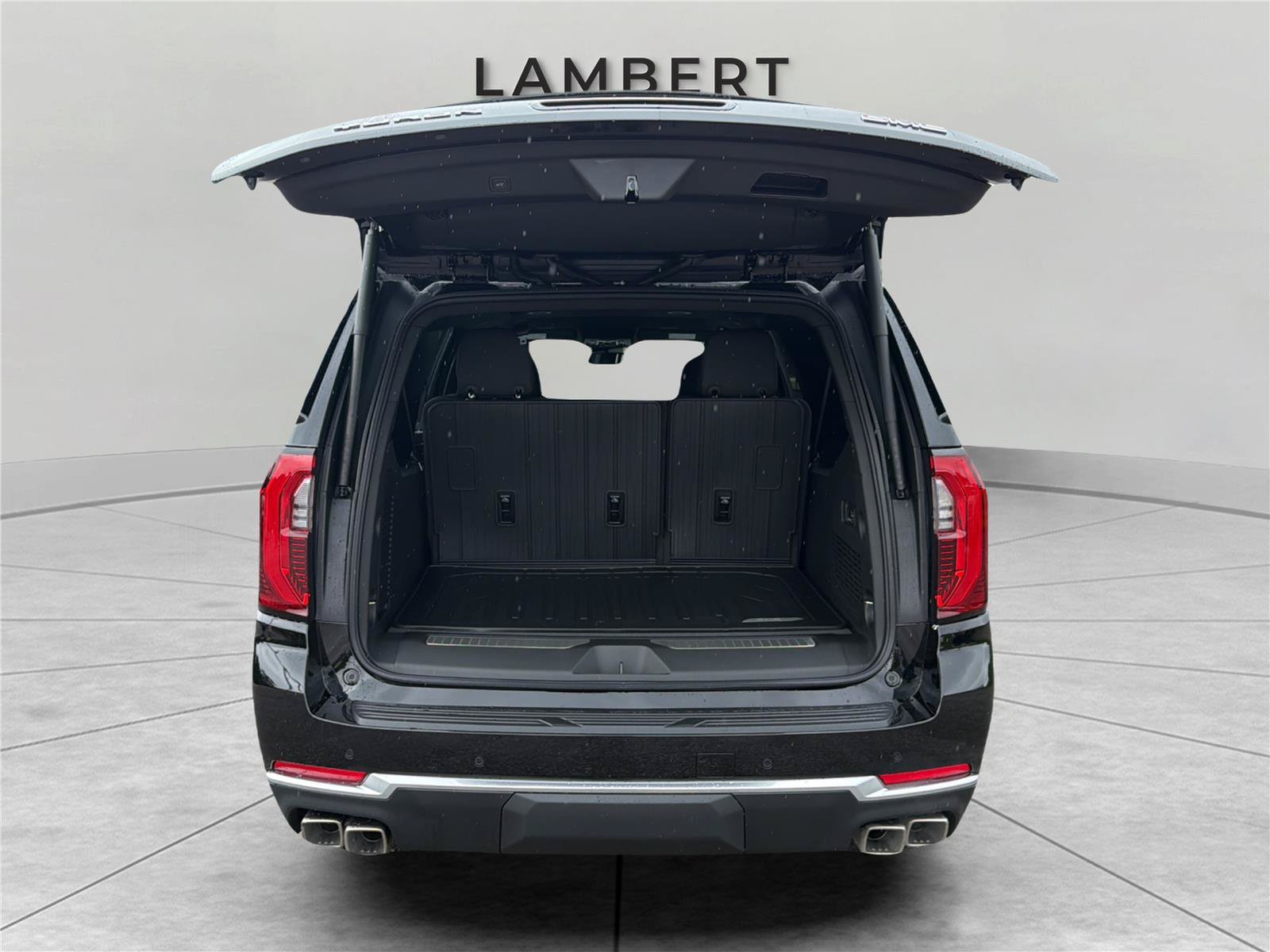 New 2026 GMC Yukon XL Denali w/ LPO, Floor Liner Package AWD/4WD image 20