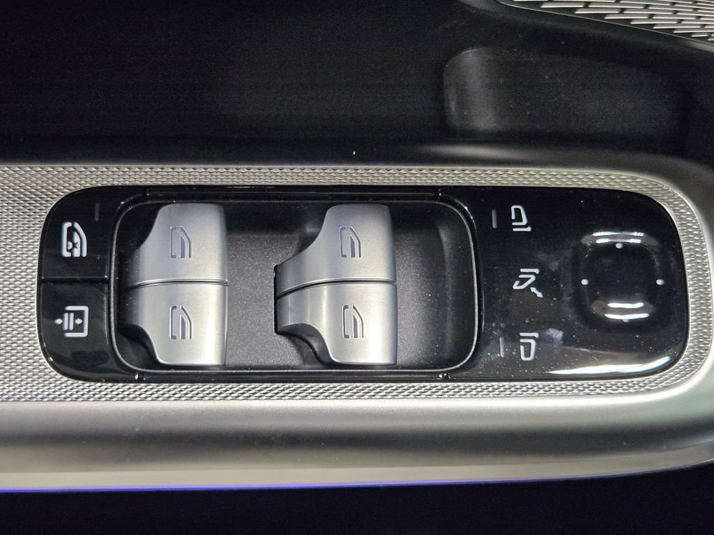 New 2027 Mercedes-Benz E 450 4MATIC Sedan image 18