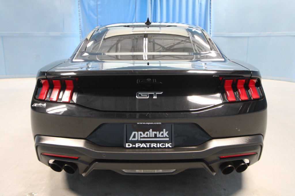 Used 2025 Ford Mustang GT Premium RWD image 32