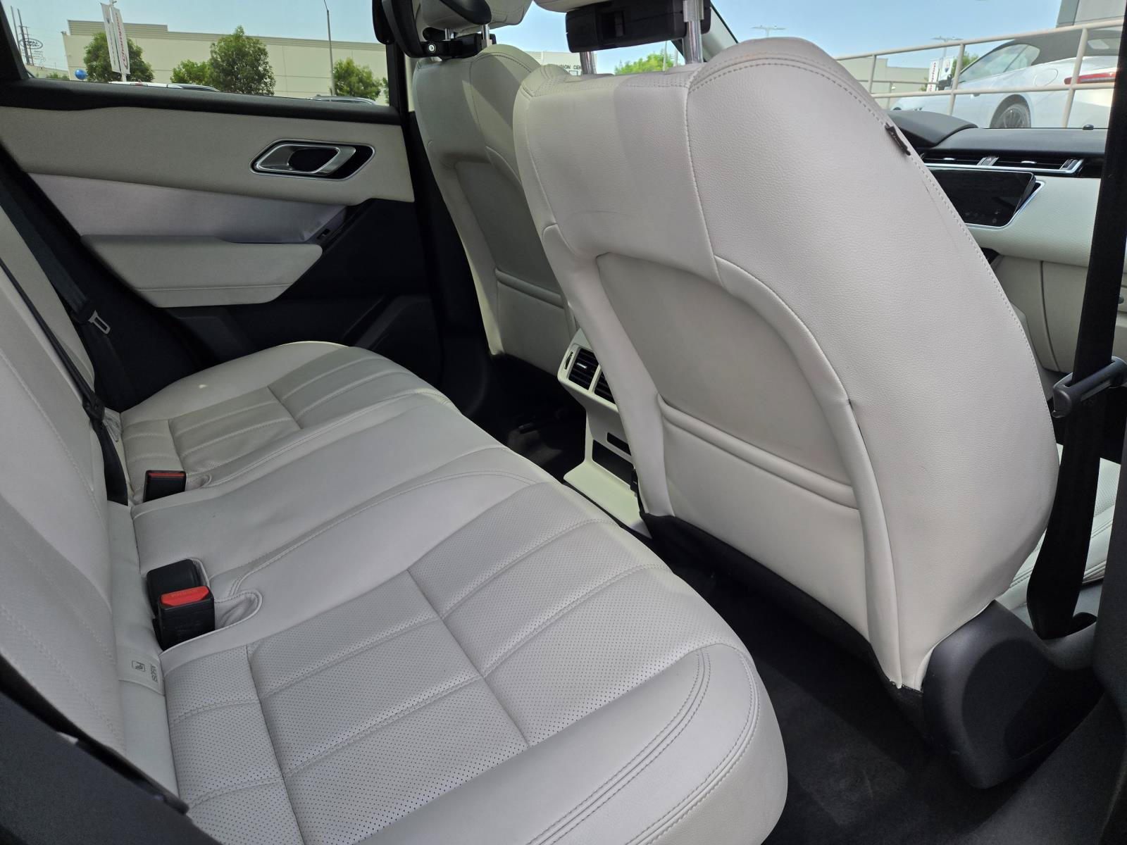 Used 2023 Land Rover Range Rover Velar R-Dynamic S AWD/4WD image 28