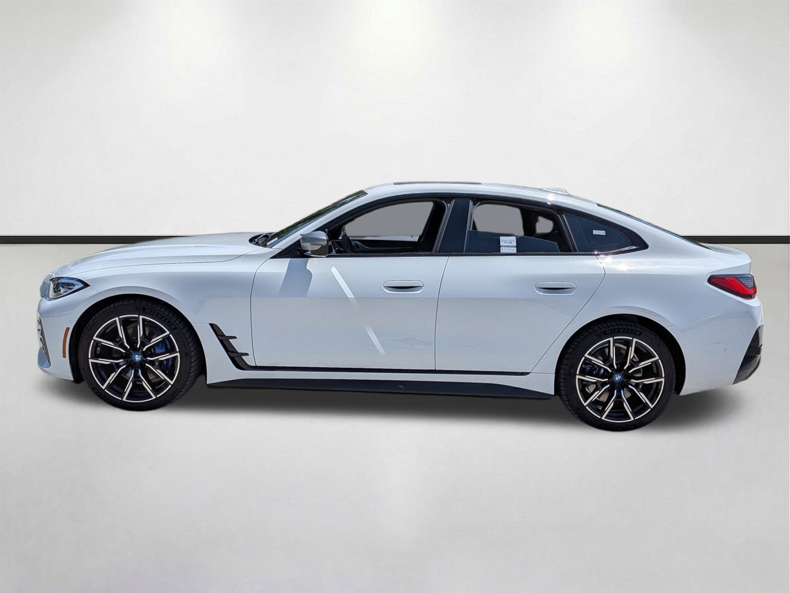 Used 2023 BMW i4 M50 w/ Premium Package AWD/4WD image 7