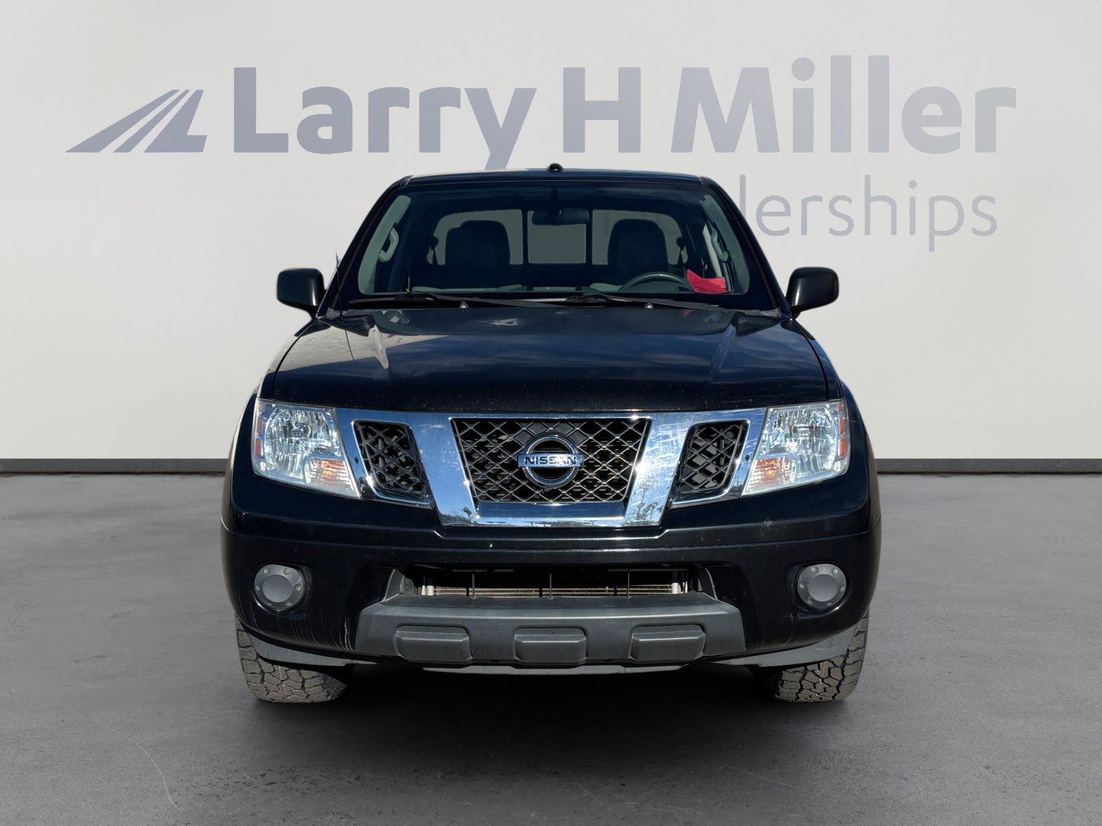 Used 2016 Nissan Frontier SV image 8