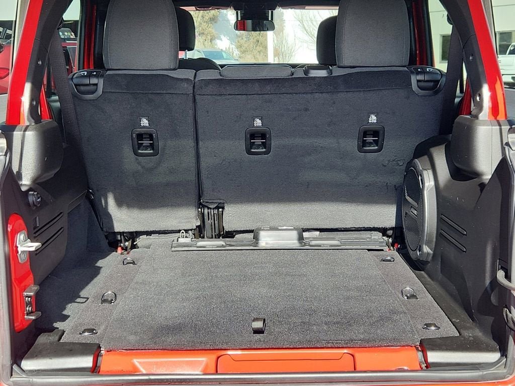 Used 2024 Jeep Wrangler Sport image 16